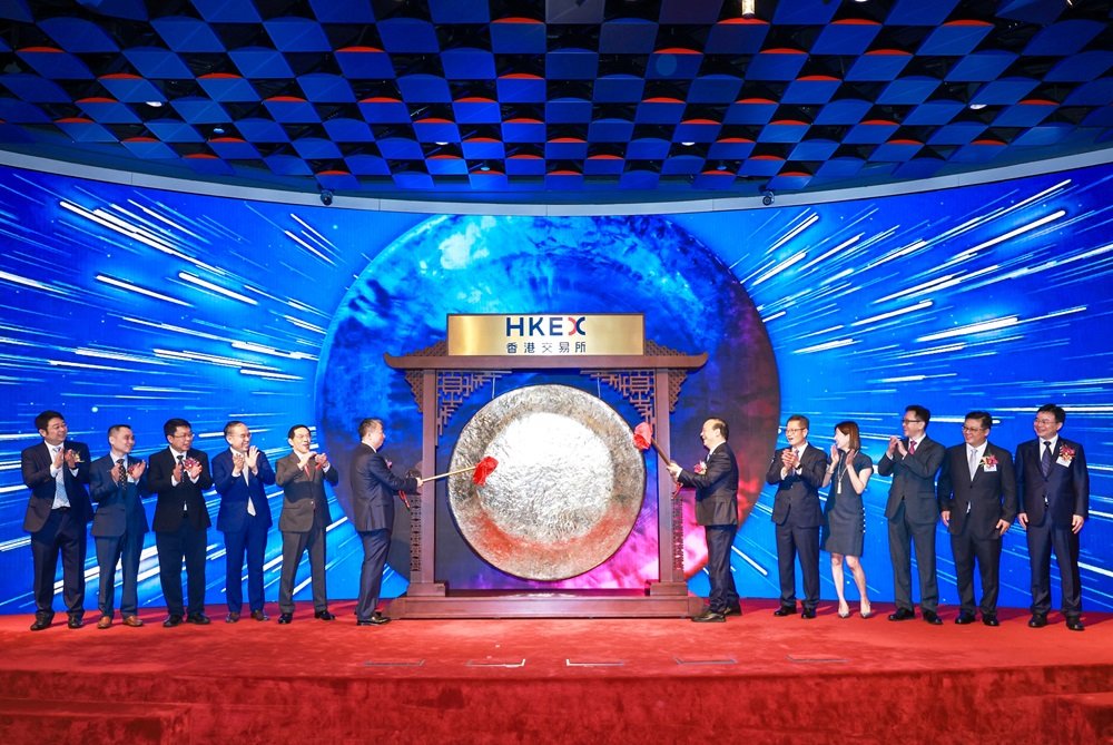 手握3213億現(xiàn)金仍赴港上市，不差錢的寧德時代“暴露野心”！