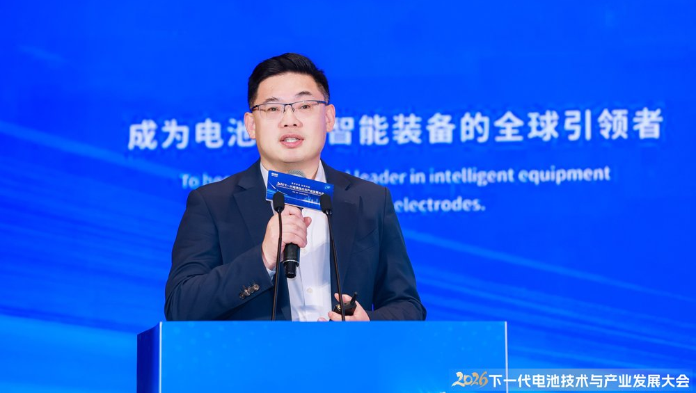 蜂巢能源楊紅新：鐵鋰夯實基本盤，三元全面升級混合固液！