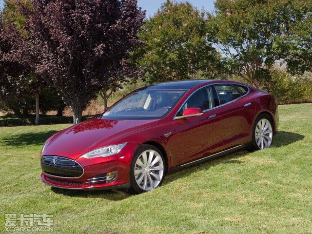 寶馬i3搶占新領(lǐng)域 豪華電動車市場分析