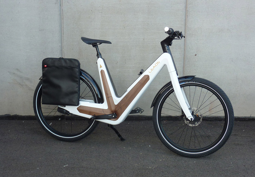leaos太陽能電動(dòng)自行車 依靠插電充電電池來驅(qū)動(dòng)
