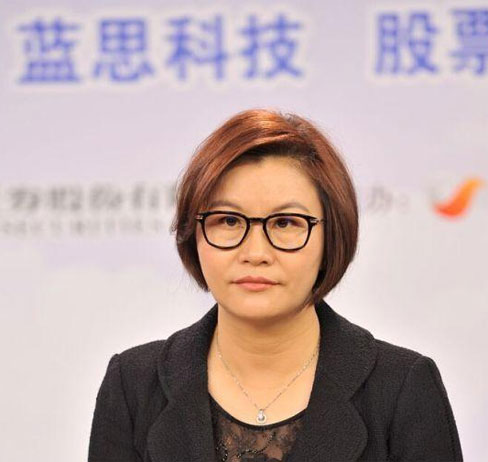 “蘋果”背后的女人 藍(lán)思科技董事長周群飛成中國女首富