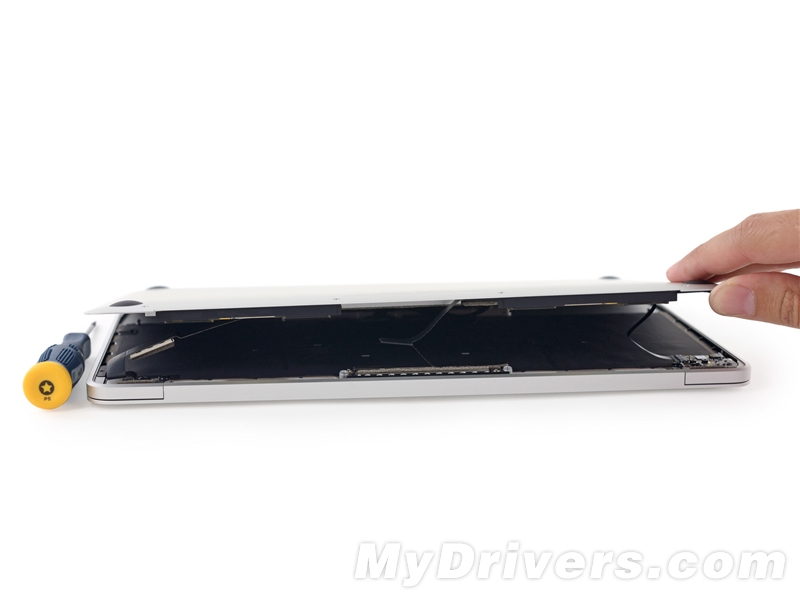 新MacBook完全拆解：蘋果太強大了