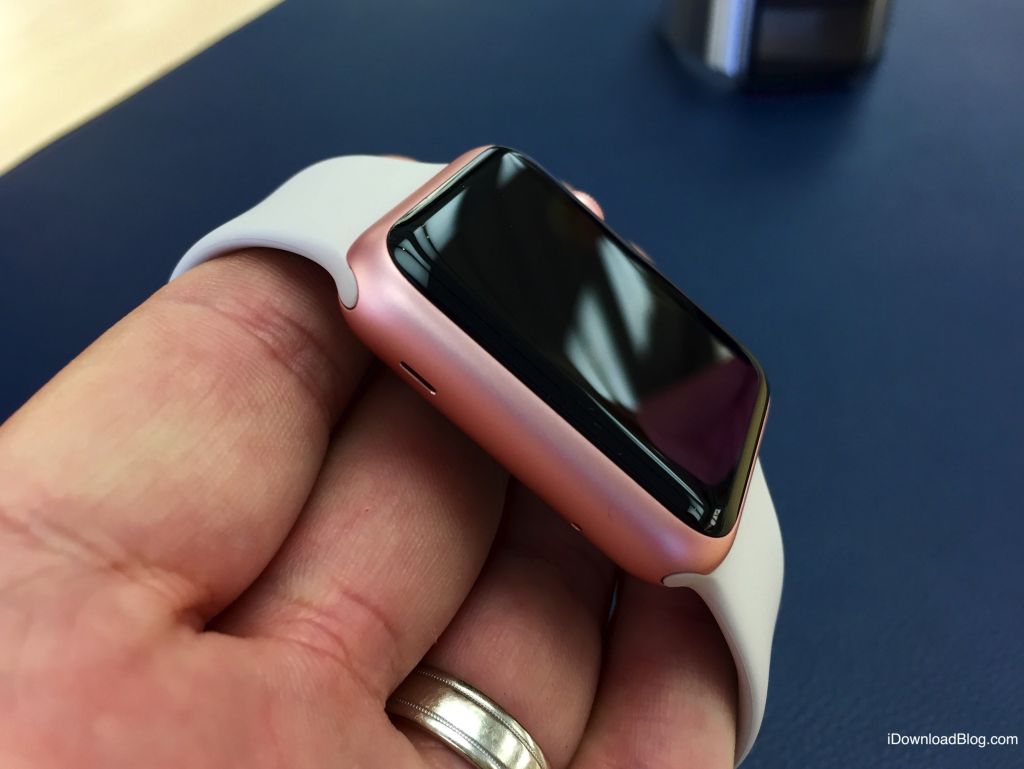 金色和玫瑰金色運動版新蘋果Apple Watch圖賞