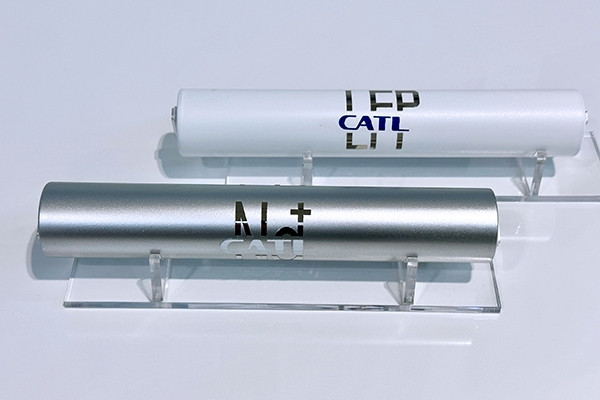 中企市占率突破65%！全球動(dòng)力電池TOP10公司裝車量與業(yè)績大比拼