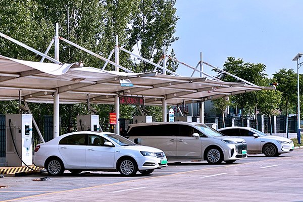 中央第四指導(dǎo)組圍繞綜合整治新能源汽車行業(yè)非理性競爭問題開展專題調(diào)研座談