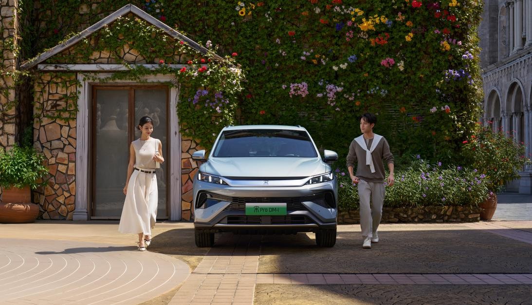 9.98萬(wàn)起，2026款宋L DM-i上市，純電續(xù)航200km，標(biāo)配云輦C！