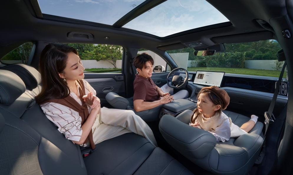 9.98萬(wàn)起，2026款宋L DM-i上市，純電續(xù)航200km，標(biāo)配云輦C！