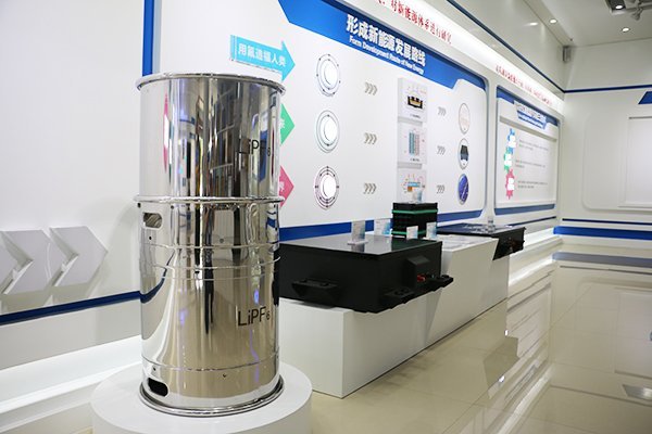 11月電解液、六氟磷酸鋰產(chǎn)量上漲明顯！12月分化將至？