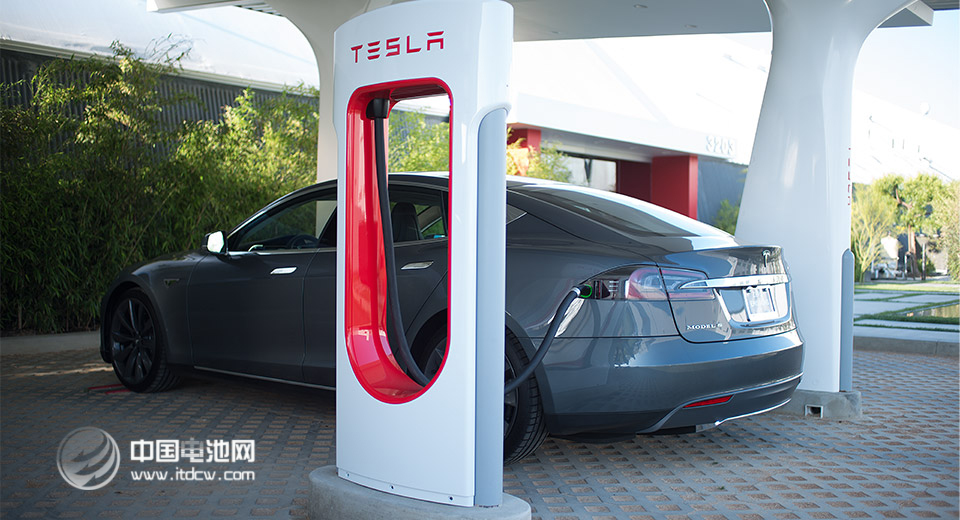 美國電動車充電設備短缺 已成硅谷引人標配
