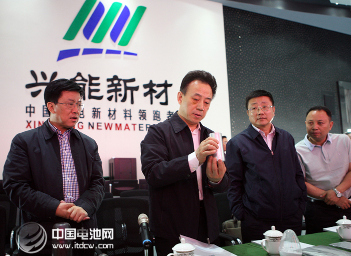 四川省省長(zhǎng)魏宏到成都興能劍閣鋰電產(chǎn)業(yè)園調(diào)研