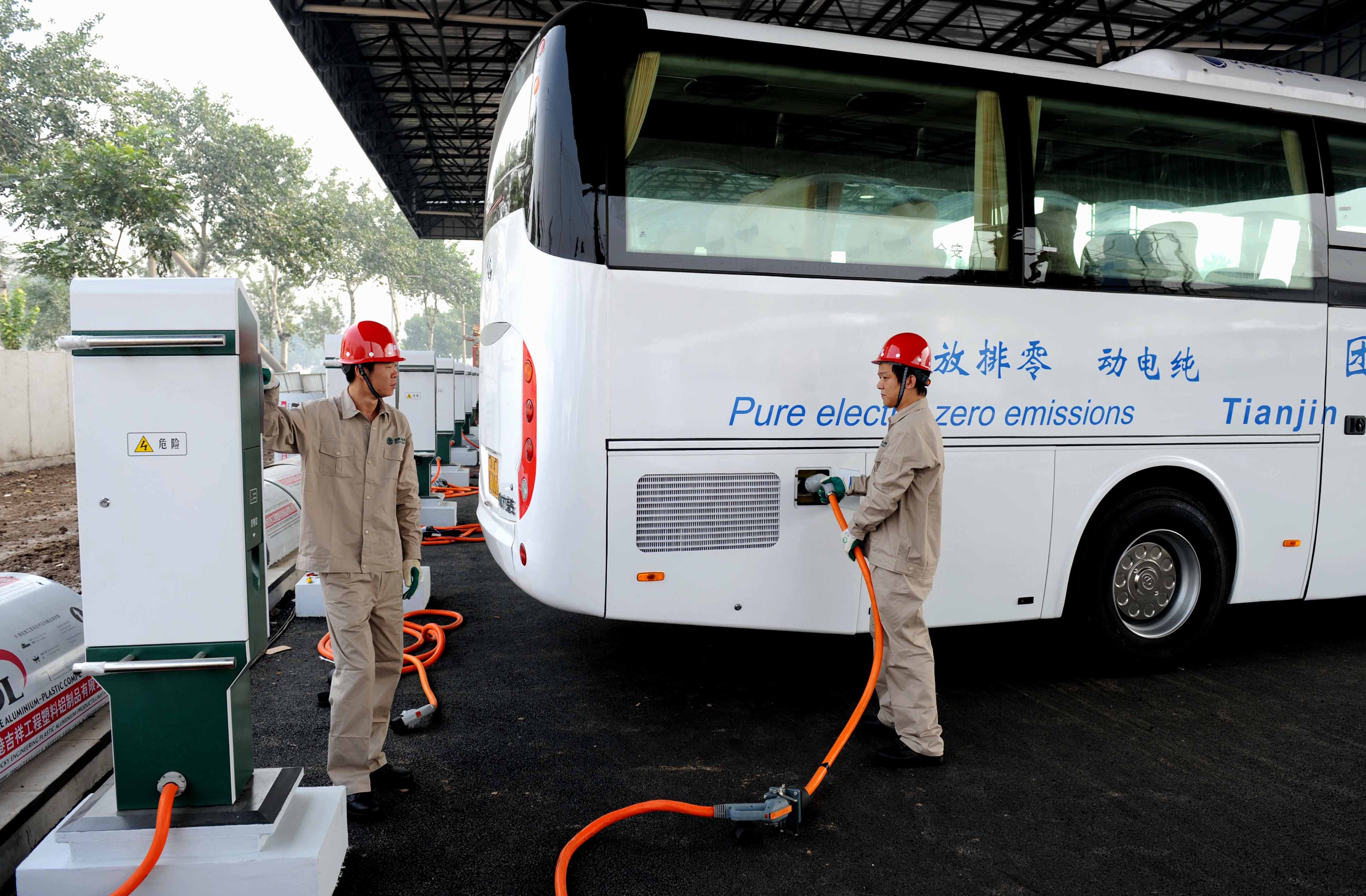 新能源車推廣意見更顯實(shí)際 為推廣“蜜月期”加火