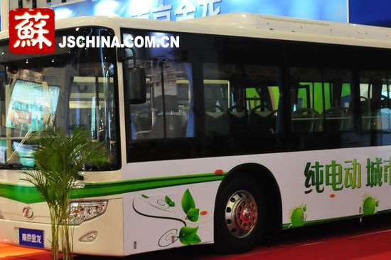 南京出臺(tái)細(xì)則：私家車(chē)每輛補(bǔ)3.5萬(wàn)元 公交車(chē)補(bǔ)30萬(wàn)元