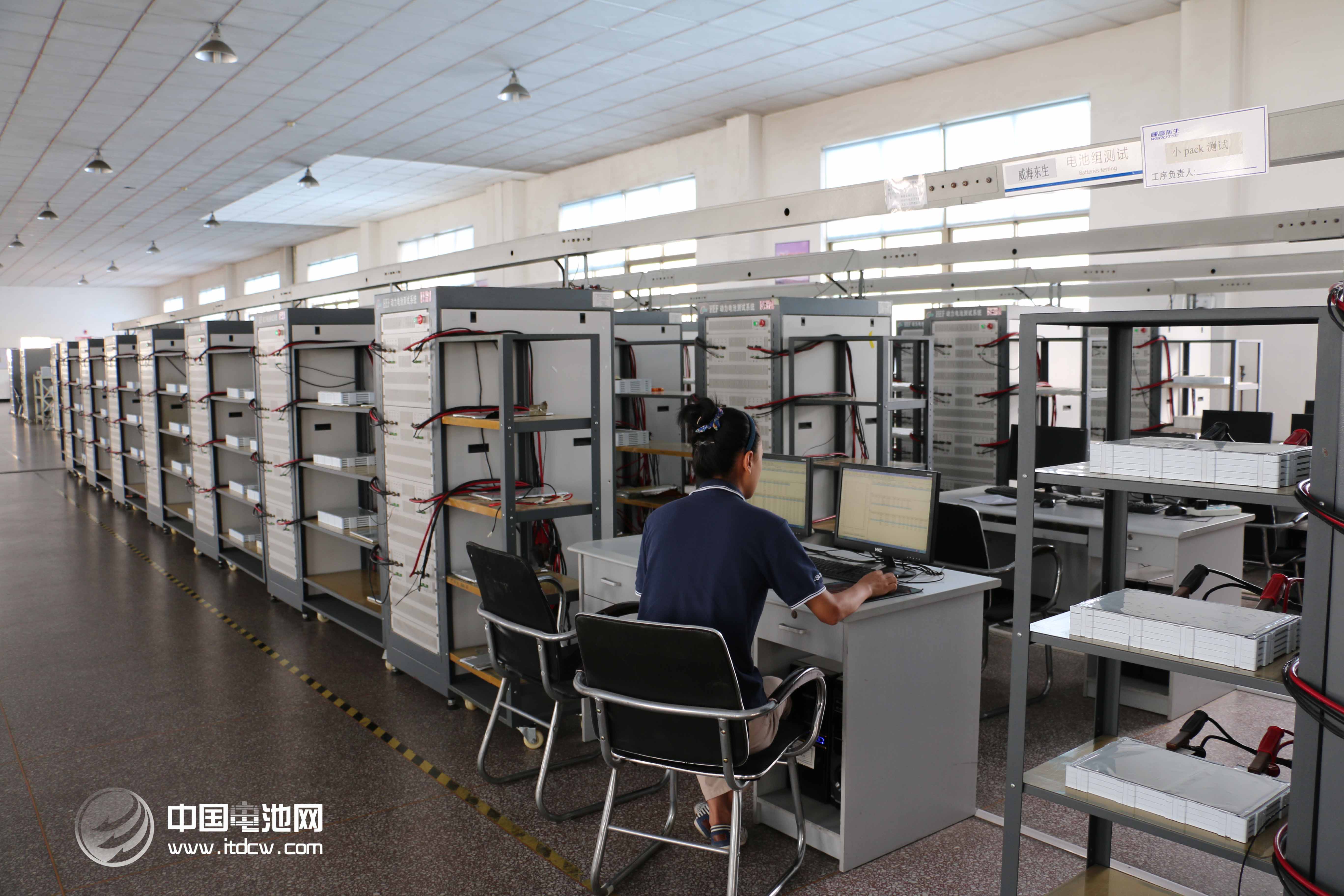 2014年中國(guó)電池出口退稅率便開(kāi)始逐年下調(diào)