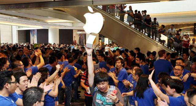 iPhone 6在加州設(shè)計在中國曝光 發(fā)布會毀于手機泄密視頻