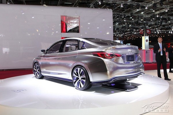 英菲尼迪LE純電動(dòng)車