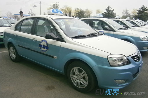 500輛電動(dòng)出租北京城區(qū)投運(yùn) 將首次跨區(qū)運(yùn)營