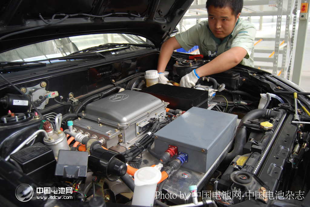 河南藍(lán)海新能電動(dòng)汽車(chē)進(jìn)軍東南沿海和海外市場(chǎng)