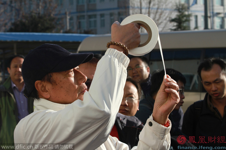 富士康郭臺銘考察河南速達 雙方或合作造電動汽車