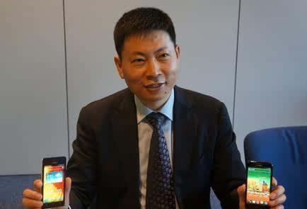 日前，余承東在一次活動中表示小米只能跟華為的榮耀競爭，余承東的這番話透露出了對小米的不以為然。按理說，今天小米的估值已經超過了450億美元，而雷軍本人也成為了身價過百億美元的大富豪，為何余承東卻始終看不起雷軍呢？