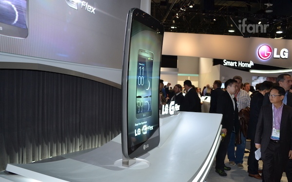 曲面屏幕還在繼續 LG G Flex 2 CES我們不見不散 曲面屏幕還在繼續 LG G Flex 2 CES我們不見不散