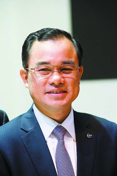 長安汽車總裁朱華榮：發(fā)展新能源不能把補貼當(dāng)戰(zhàn)略