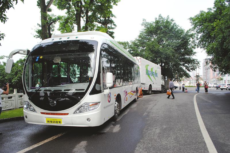 下半年四川瀘州再增100輛新能源出租車 達200輛