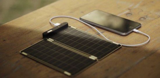 太陽能充電器 給iPhone6充電僅2.5小時