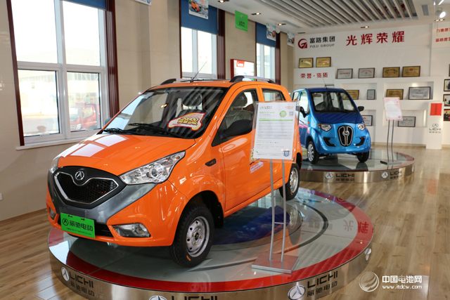 新能源汽車產銷大增 眾企業“押注”電動車零部件