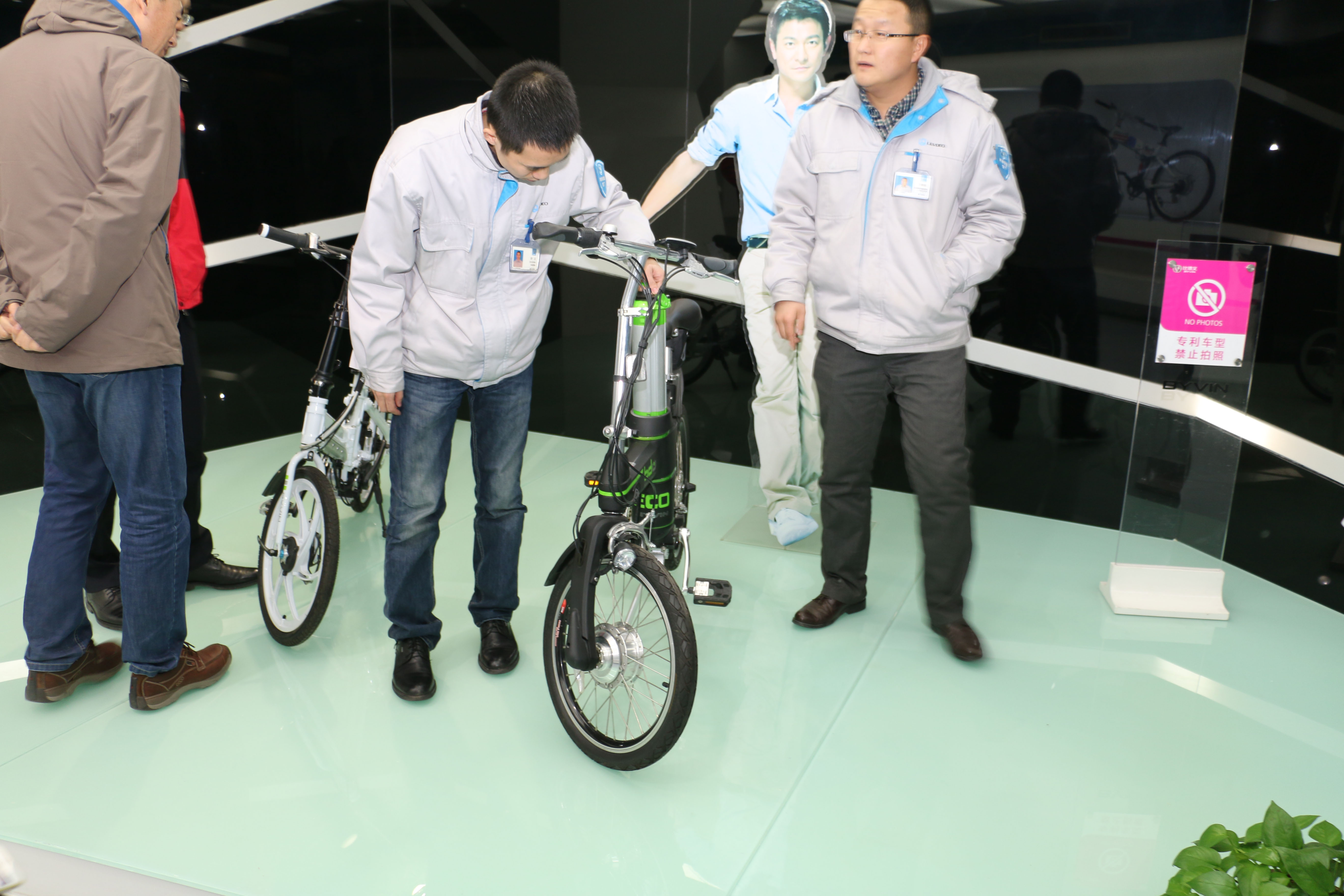 新能源車熱潮下 電動(dòng)自行車才是短途出行市場(chǎng)所需
