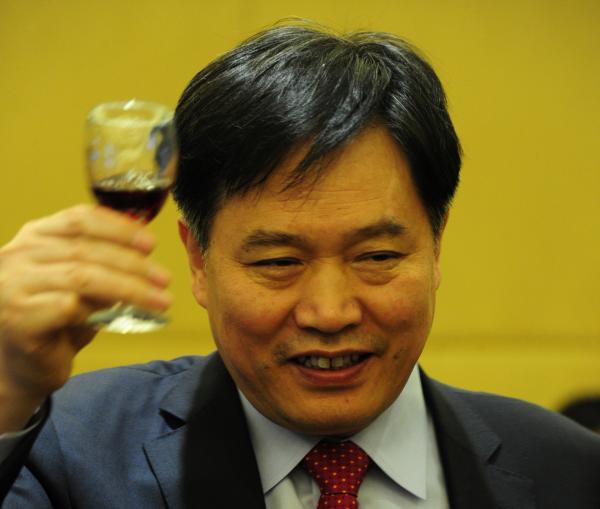 保利協(xié)鑫上半年凈利逾8億港元 光伏材料毛利率達24.1%