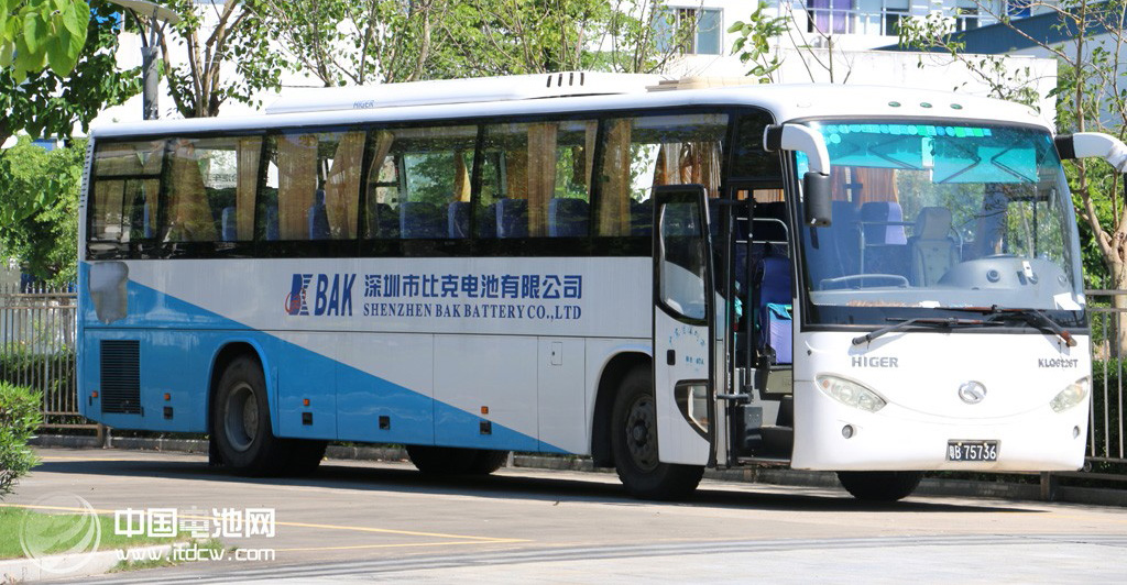 新能源車充電樁淘金潮：一場(chǎng)賭局還是關(guān)乎未來(lái)