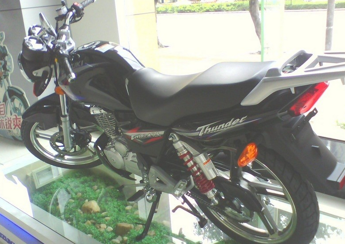大長江摩托車