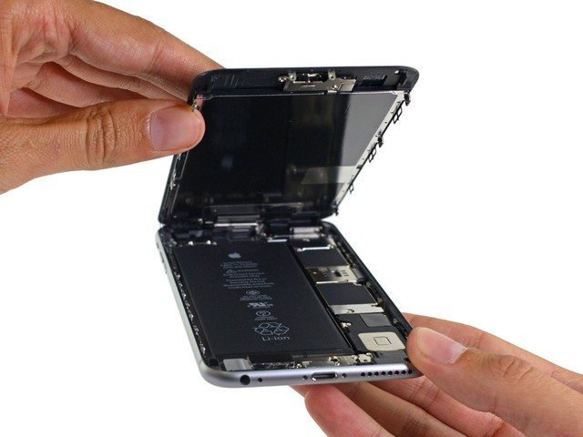 電池縮水為哪般 全新iPhone 6s Plus拆解（組圖）