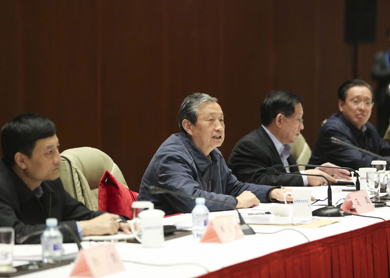 中共中央政治局委員、國務(wù)院副總理馬凱