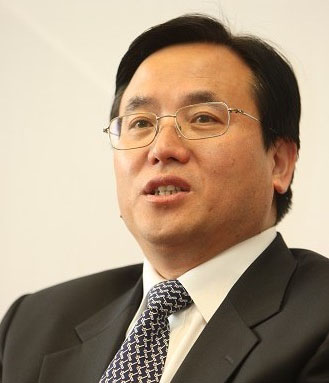 東風汽車公司黨委副書記、董事、總經理朱福壽