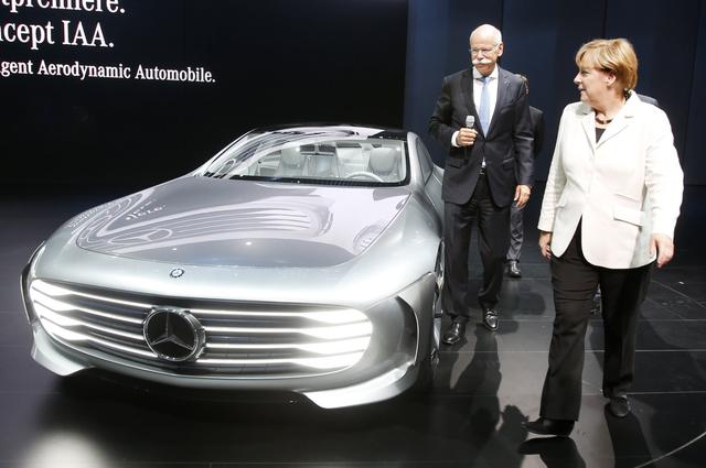 戴姆勒CEO：蘋果谷歌汽車取得的進展讓我意外