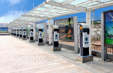 廣州中山明年建成16個(gè)充電站20700個(gè)充電樁