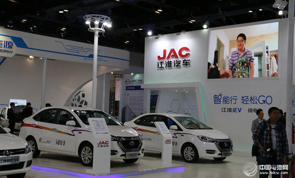 續航300公里只是理論值 里程虛高成電動汽車潛規則