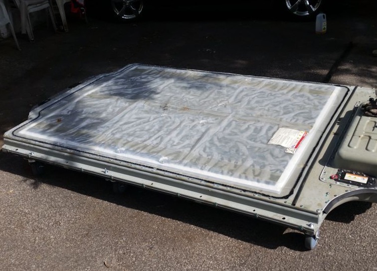 Model 3電池組細節(jié)曝光 業(yè)內(nèi)稱利潤有限