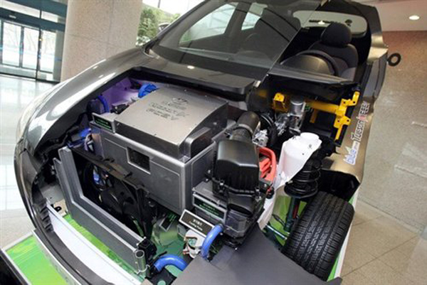 新能源汽車(chē)行業(yè)：產(chǎn)業(yè)化臨近 燃料電池時(shí)代將至