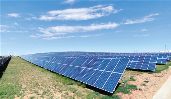 上半年光伏發(fā)電新增裝機(jī)規(guī)模超過(guò)20GW 同比增近3倍