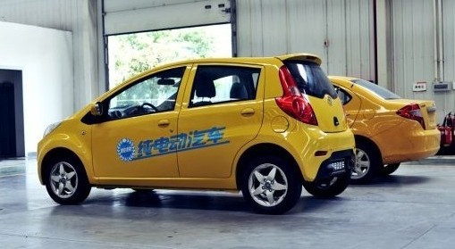 機動車環(huán)保檢驗合格標(biāo)志取消 純電動汽車免尾氣檢驗