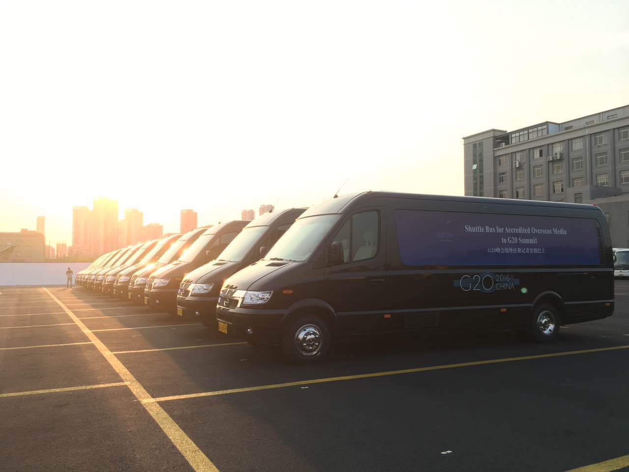 中國新能源汽車制造崛起 長江純電動車服務(wù)G20峰會獲贊譽