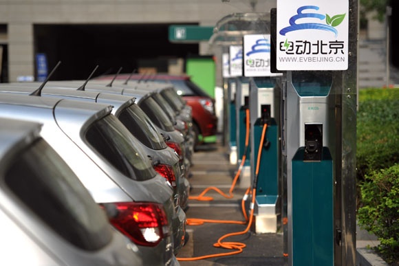 新能源汽車將來(lái)怎么“玩”？讓市場(chǎng)做主 以“碳”換“補(bǔ)”