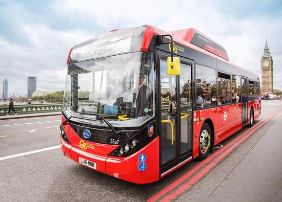 比亞迪在英推出歐洲最大規模純電動公交車隊