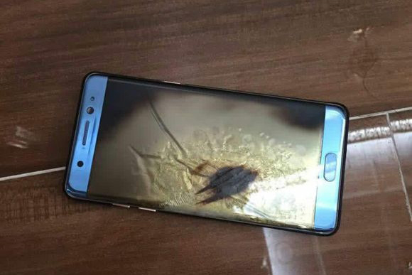 三星稱中國Note7爆炸系外部加熱 韓媒：消費(fèi)者謊報(bào)