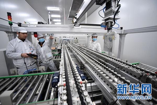 贛鋒鋰業布局鋰電池 投資6億動力電池全自動化生產線試產
