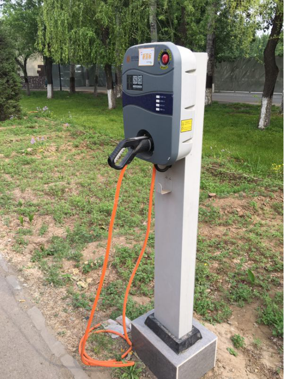 現(xiàn)場的充電樁
