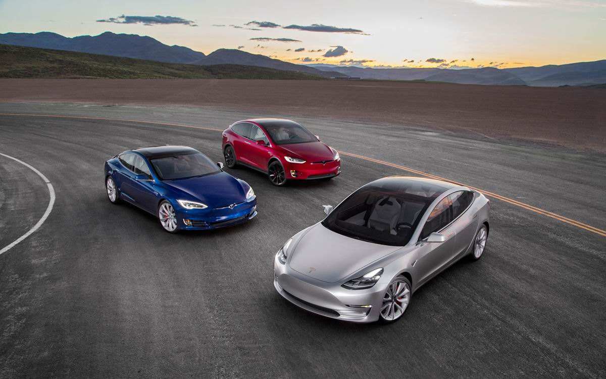 特斯拉Model 3下線 沃爾沃將停產燃油車：電動車行業迎來巨變