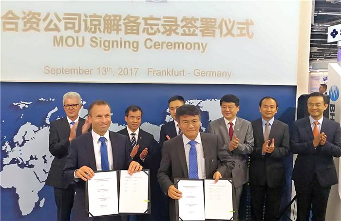 采埃孚和北汽籌備成立合資企業(yè) 生產(chǎn)電動汽車部件 采埃孚和北汽籌備成立合資企業(yè) 生產(chǎn)電動汽車部件